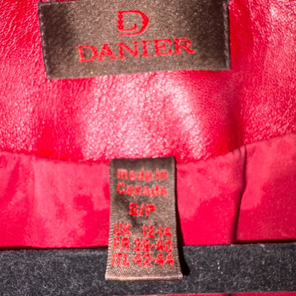 Danier Vibrant Red Leather Jacket - Picture 6 of 6